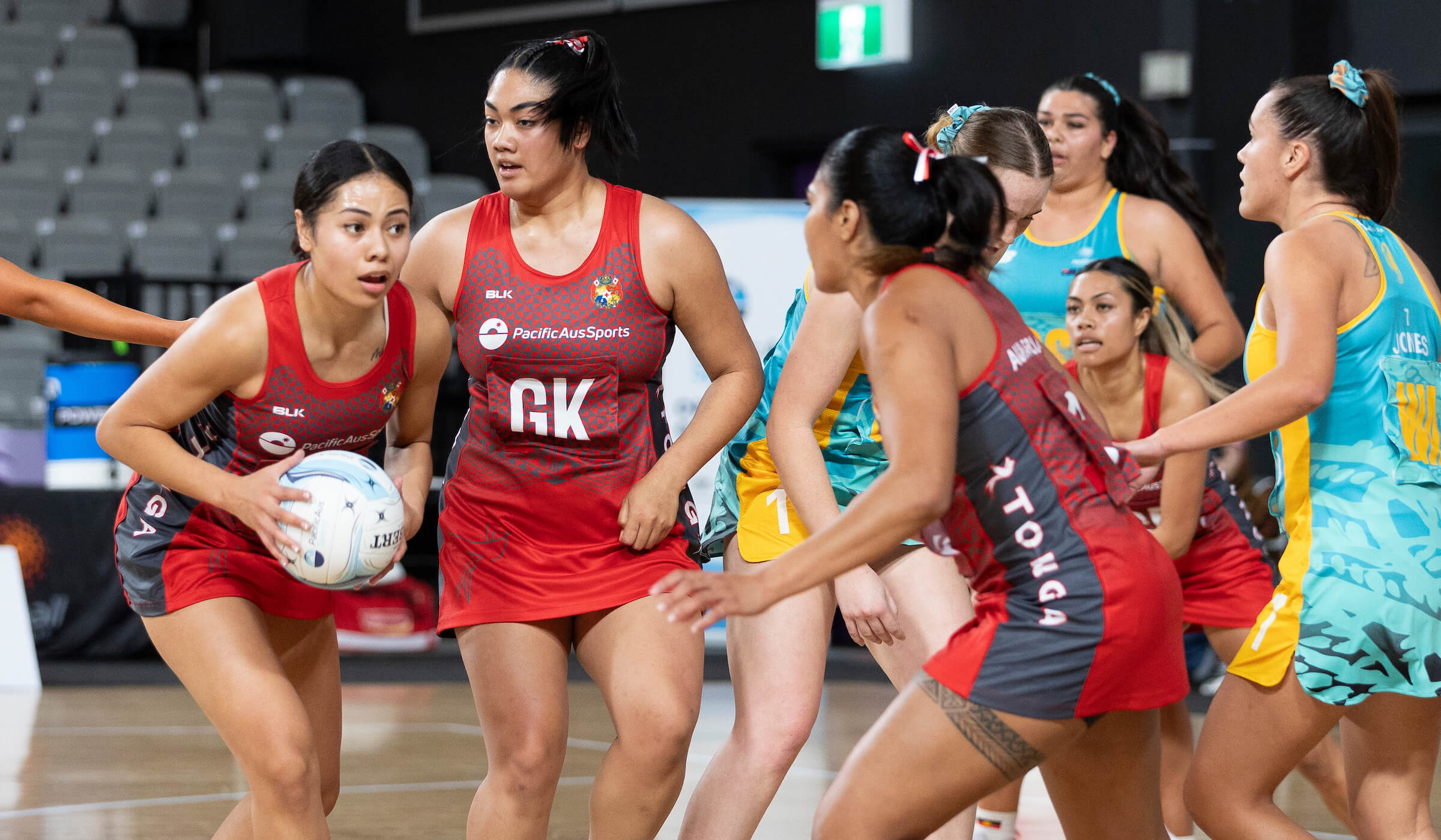 netball game in action