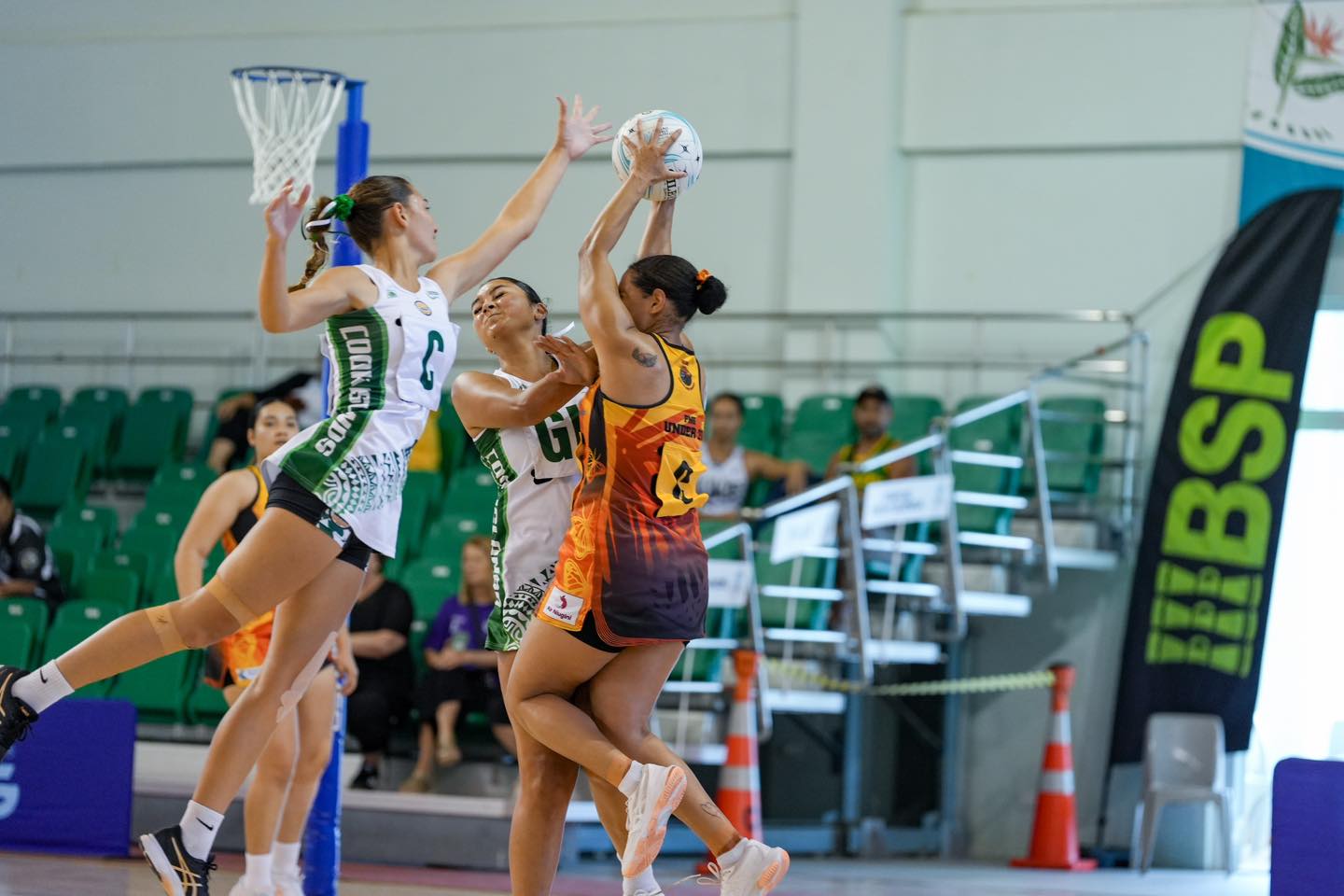 The Cook Islands team VS Papua New Guinea